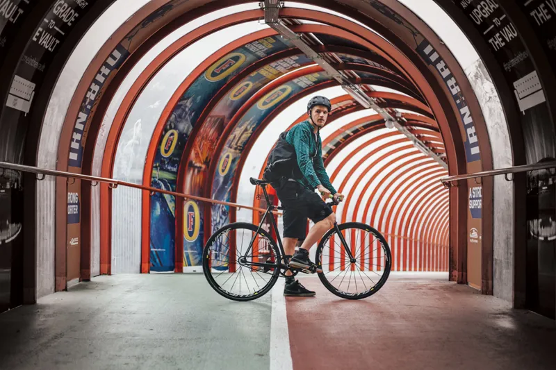 Endura Hummvee Baggy Short II with Liner in Tonal Anthracite-7